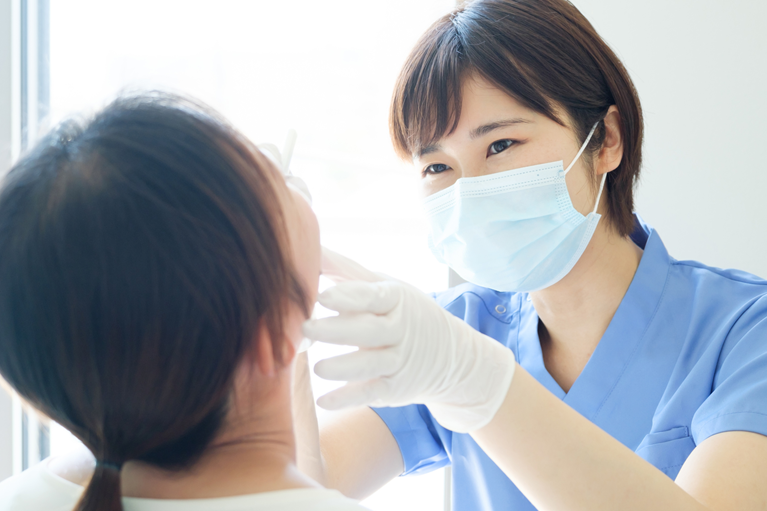 歯科衛生士の三大業務「予防処置」「診療補助」「保健指導」を詳しく解説