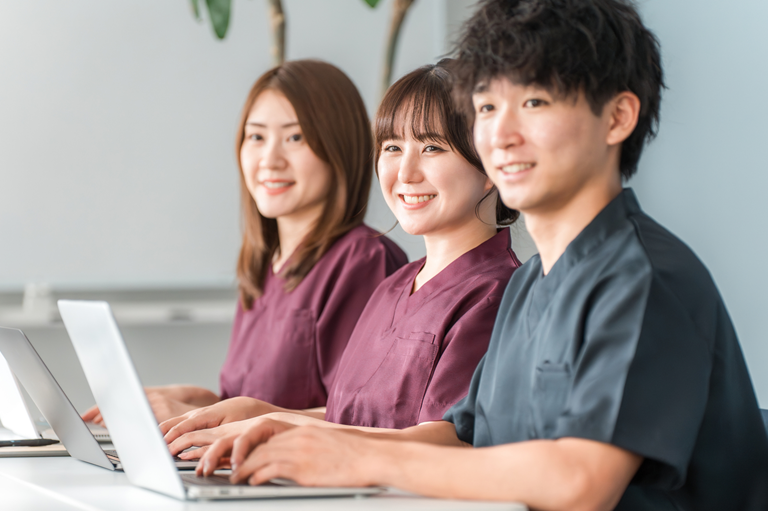 専攻医とは？研修医との違い、専攻医になるまでの流れを解説！