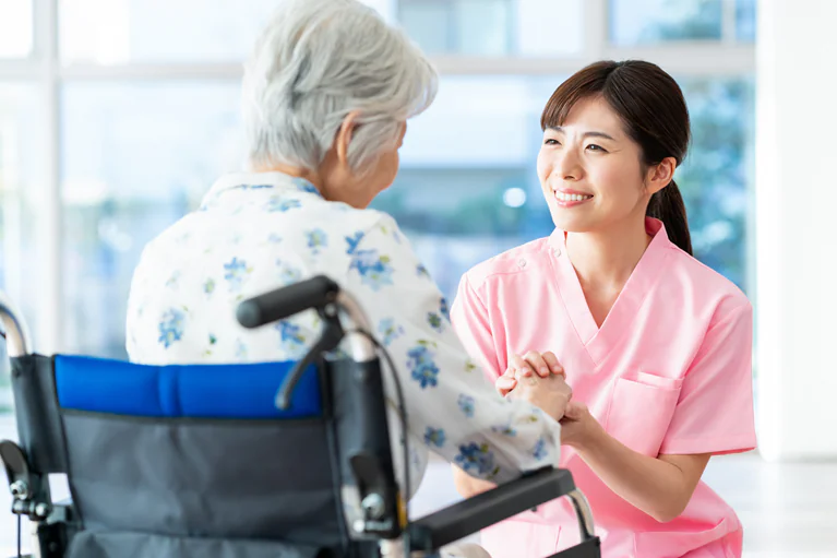 介護職はやめとけと言われても続けて良かったと思った方の声