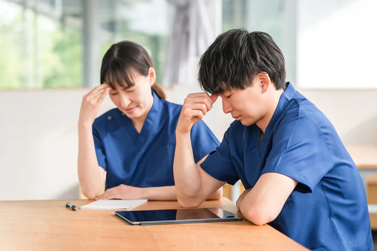 クリニックの看護師がつらいと感じるのはなぜ?